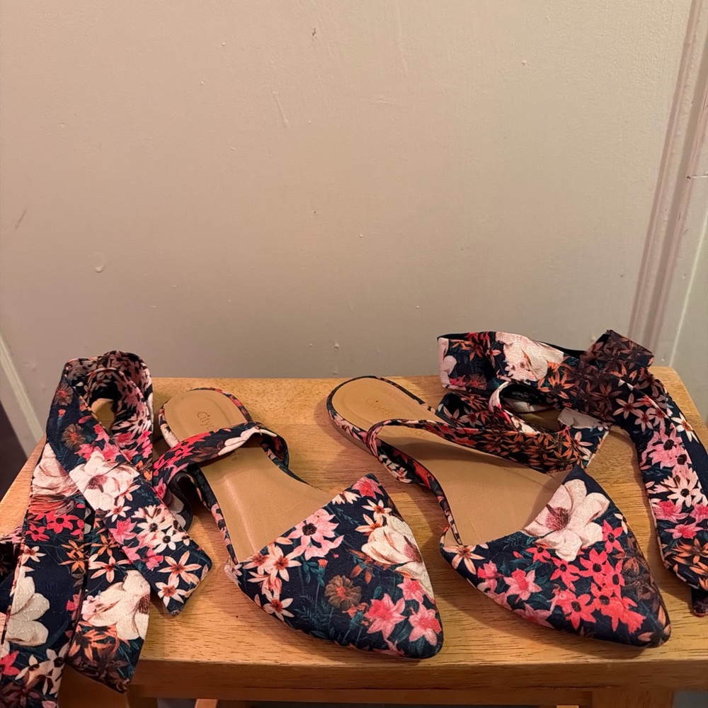 Floral Lace Up Ballet flats